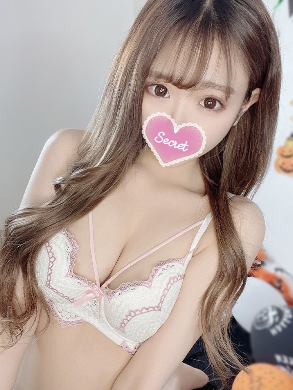 葉山 ユリ