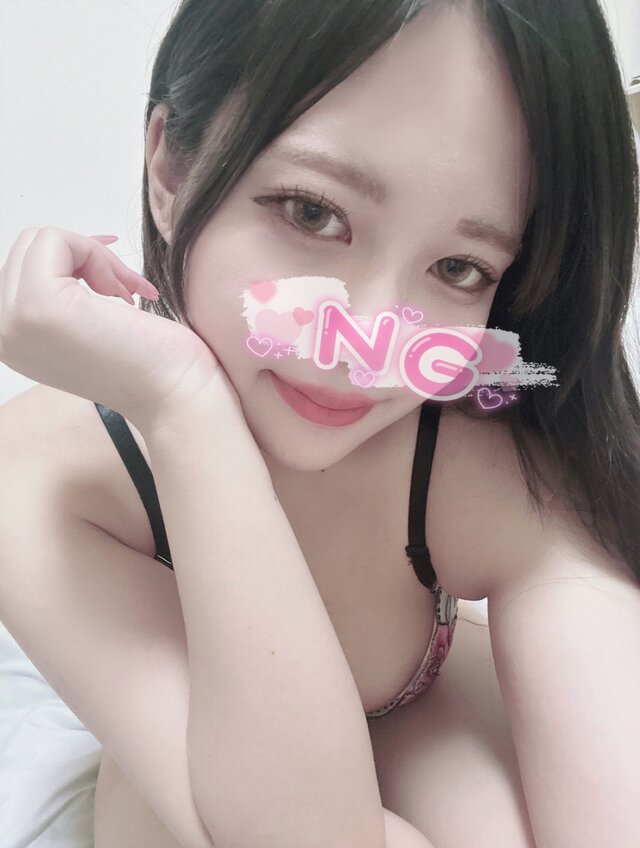 ✅明日、3日20時〜出勤予定🍒