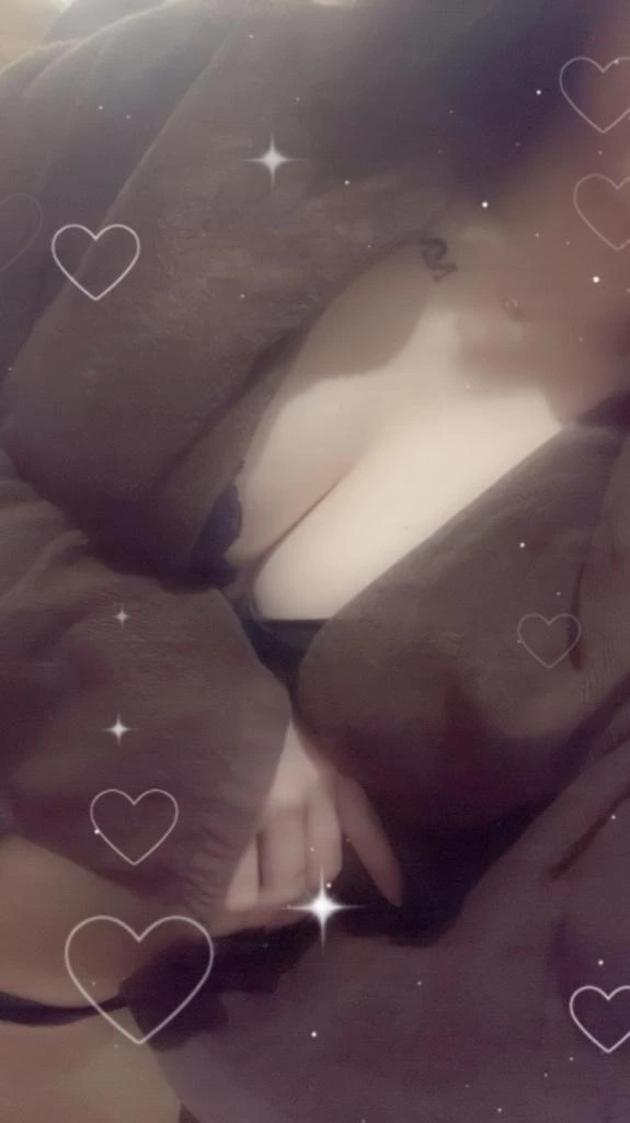 居てますよｯ₍ᐢ..ᐢ₎♡