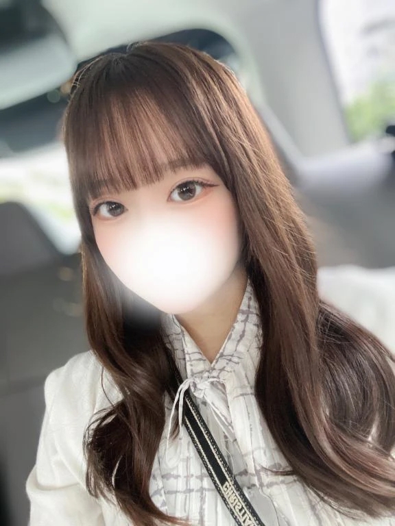 明日は……