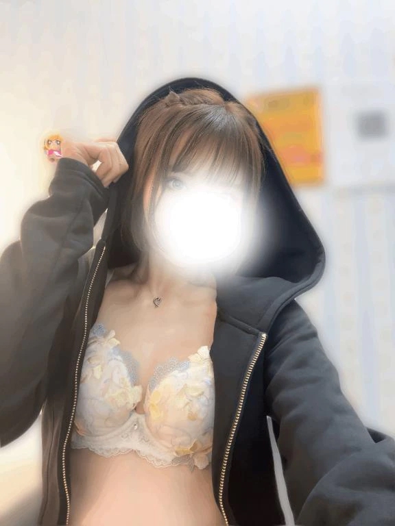 Monday 𝙉𝙚𝙭𝙩 ︎ ⇝ Thursday