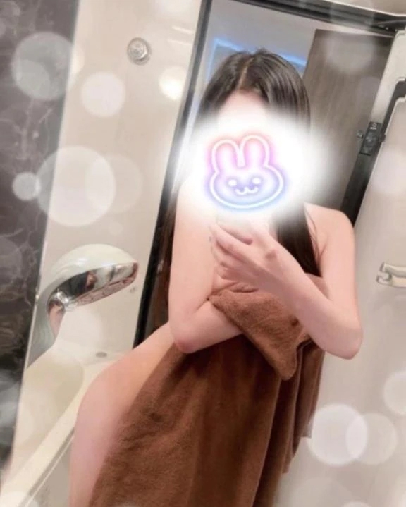 してますっ