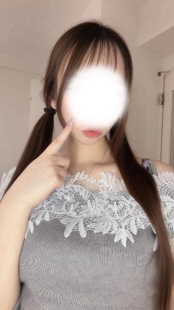 顔で....🤍