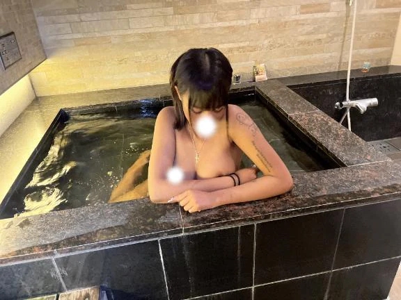 🍌💦